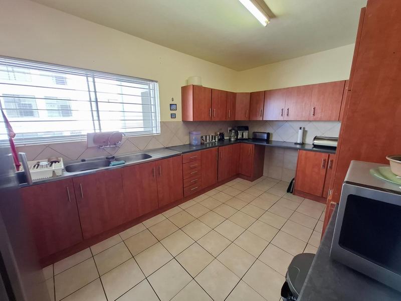 To Let 3 Bedroom Property for Rent in Strand North Western Cape